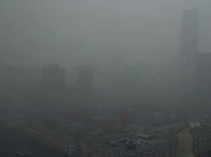 contaminantes del aire, como el ozono y partículas finas de menos de 0,0025 milímetros, están asociados con enfermedades graves