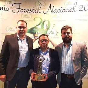 INAB reconoce a Finca Agua Tibia en el manejo&nbsp;forestal