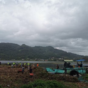 Extraen ninfa y desechos de la laguna&nbsp;Chichoj