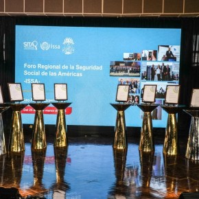 IGSS recibe 10 reconocimientos internacionales por innovación y mejora de&nbsp;servicios